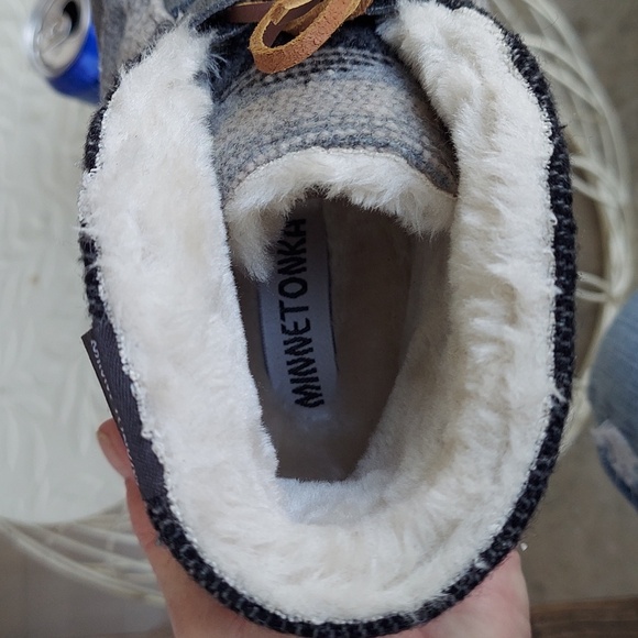 Minnetonka Torrey Lace-Up Booties - Picture 6 of 10
